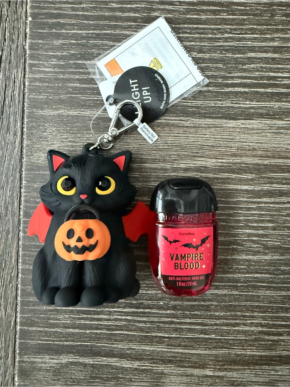 NWT Bath & Body Works Light-up Spooky Kitty PocketBac Holder set